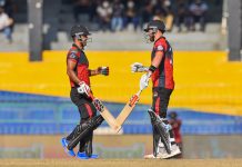 දඹුල්ල ජයන්ස්ට් පිල ලංකා ප්රිමියර් ලීග් 2021 පන්දුවාර විස්සයි-20 ක්රිකට් තරගාවලියේ කණ්ඩායමක් රැස් කරන ලද ඉහළම ලකුණු සංඛ්යාව වාර්තා කරයි.