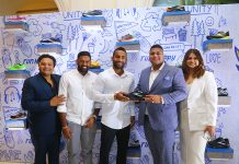 Brooks Running ක්රීඩා පාවහන් සන්නාම තානාපතී කම චාමිකට….