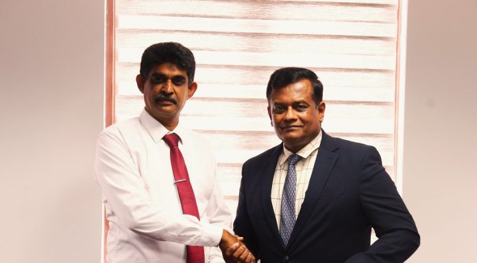 කෑගල්ල මාවතගොඩ රවිසඳ මධ්ය මහා විද්යාලයට ක්රීඩා උපකරණ..