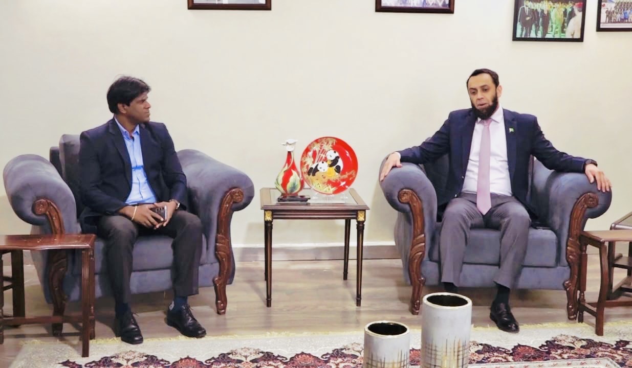 ෆෙඩරල් අමාත්ය අතාවුල්ලා තාරාර් සහ ක්රීඩා නියෝජ්ය අමාත්යවරයා අතර හමුවක්…